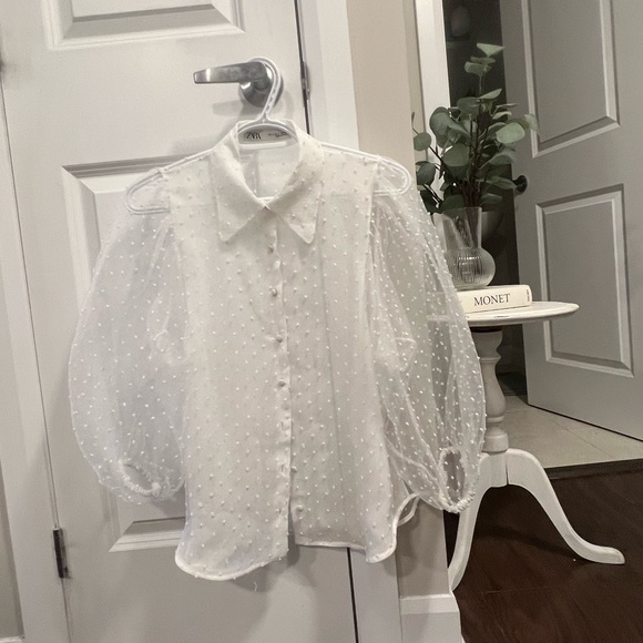 Zara puff sleeve top - Picture 2 of 4